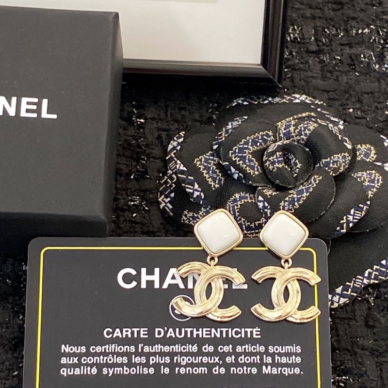 Ch**el earrings